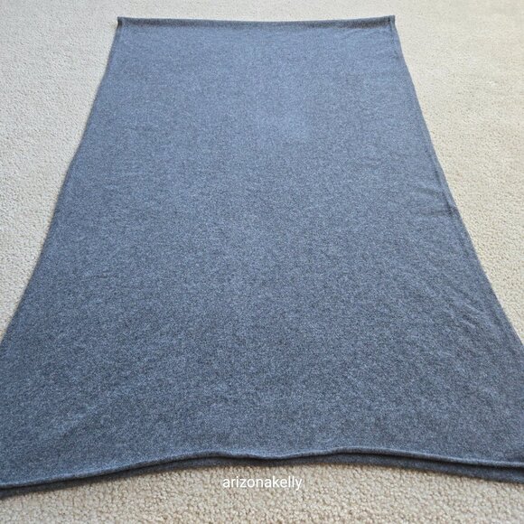 NWOT Garnet Hill Cashmere Knit Scarf Grey - Picture 2 of 9